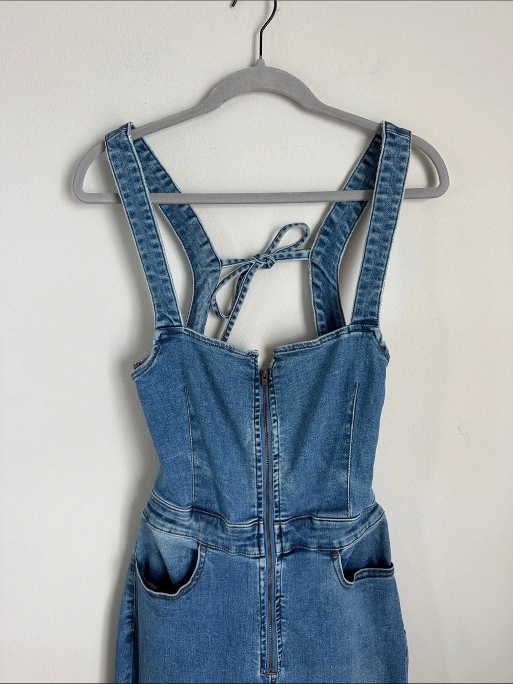 We The Free Denim Jumpsuit Size 10 Open Back Wide Leg Zip Front Free People - Picture 3 of 10